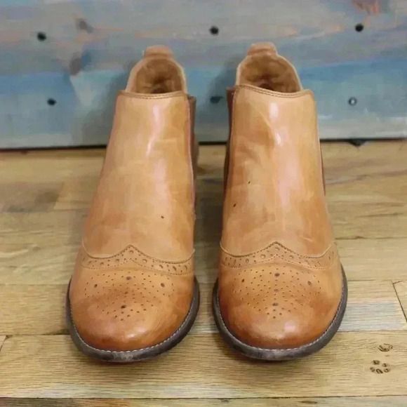 Paul Green Ava Wingtip Size 6.5 Camel Beige Leather Oxford Slip On Chelsea Boots - Picture 3 of 10